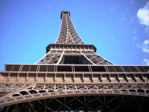 Frankreich erklimmt den E-Auto-Thron