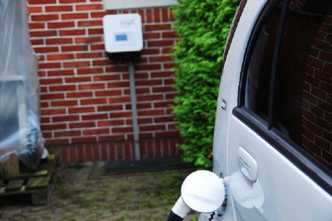 Energie-Autarkie mit Mix aus PV, Speicher, BHKW und Wärmepumpe