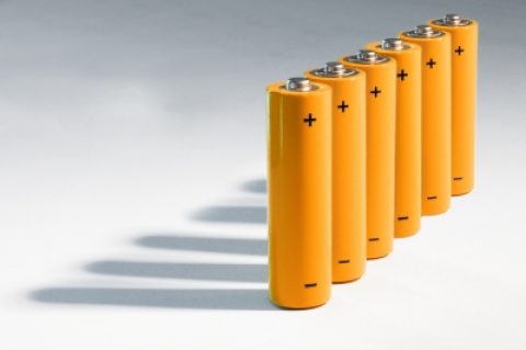 Daimler drängt auf den Stromspeicher-Markt – StromAuskunft