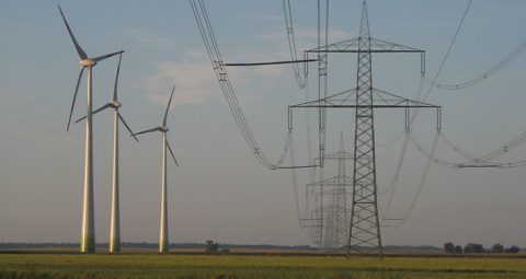 Für die Energiewende entscheiden: Netze auf Erneuerbare statt Kohle ausrichten