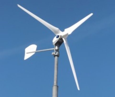 Autarke Energieversorgung: Haus in Mittelfranken nutzt Wind und Sonne