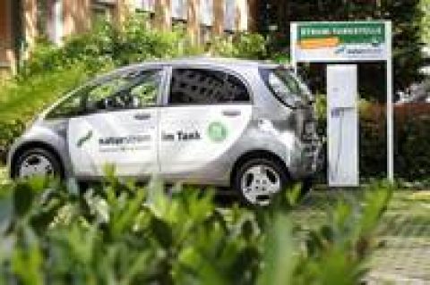 E-Mobilität erfordert Ausbau Erneuerbarer Energien