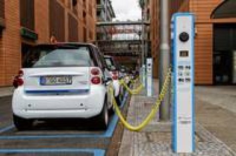 Wissenschaftler halten E-Mobilitätskonzept für falsch
