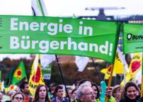 Politisch Geld investieren – der Zinsflaute trotzen