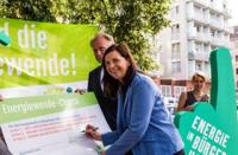 Politischer Gegenwind schwächt Bürgerenergie