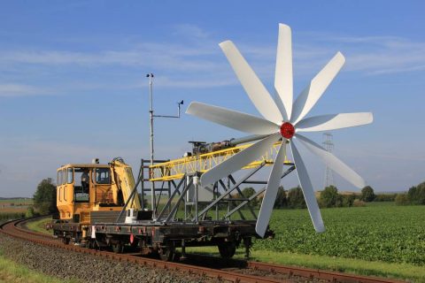 Forschungsprojekt der FHWS: Optimierung des Rotor-Wirkungsgrads einer Kleinwindkraftanlage