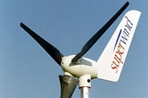 Kleinwindrad-Hersteller Superwind im Portrait: 350 Watt High-Tech