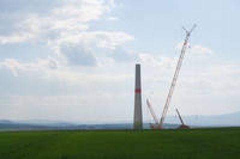 18,8 Milliarden flossen in Ökokraftwerke