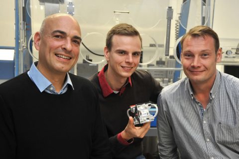 Elektrische Energie in flüssigen Kunststoffen speichern