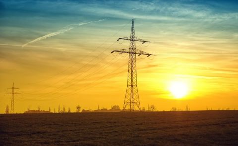 Stromüberschuss 2016 – Woher soll der Strom für E-Autos kommen?