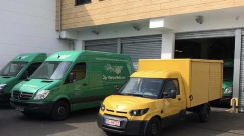 E-Auto-Selbsthilfegruppe kooperiert mit Post-Tochter