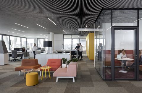 Mit Sparlampen und Tageslicht Beleuchtungskosten senken