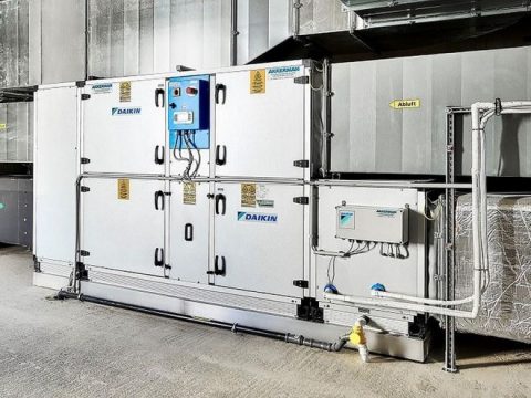 Tech­no­lo­gien zur Nutzung von Abwärme in Wohn­ge­bäu­den